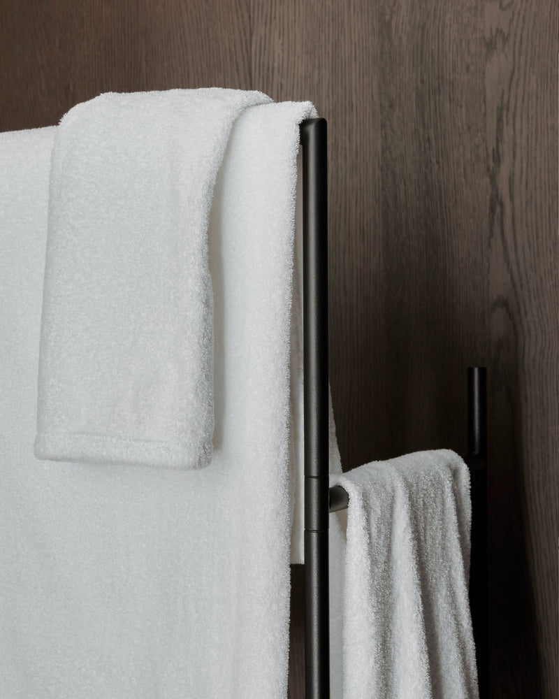 Crisp Towel Set