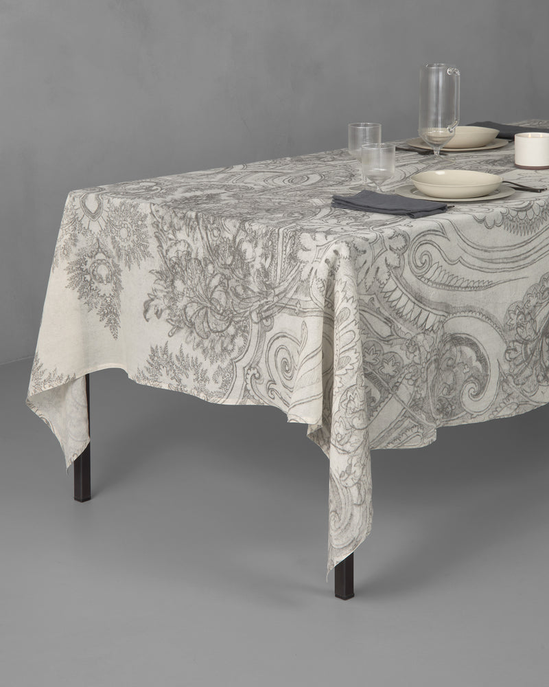 Ber Tablecloth