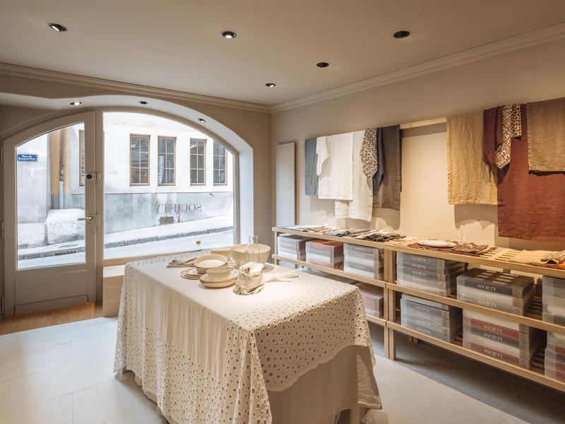 Society Limonta Genève